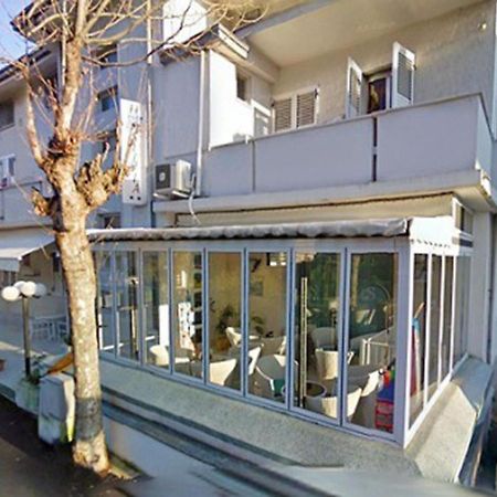 Hotel Silvia Viserbella di Rimini Εξωτερικό φωτογραφία